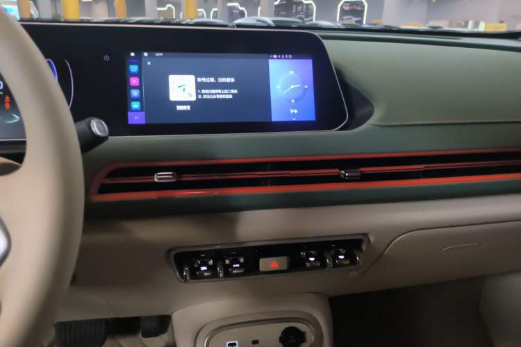 Used ORA Good Cat 2023 401 km Standard Range Premium Version Lithium Iron Phosphate