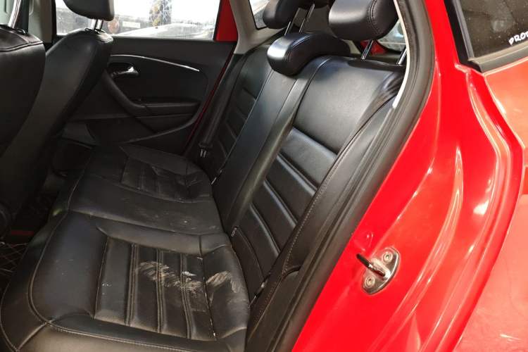 Used Volkswagen Polo 2016 1.6L Automatic Luxury Model