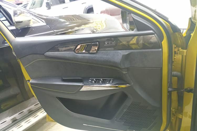 Used Lynk & Co 03 2019 03+ 2.0TD Automatic Wind-Chasing Edition
