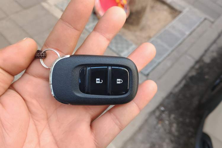 Used Honda Vezel 2026 Model 1.5L CVT Pioneer Edition
