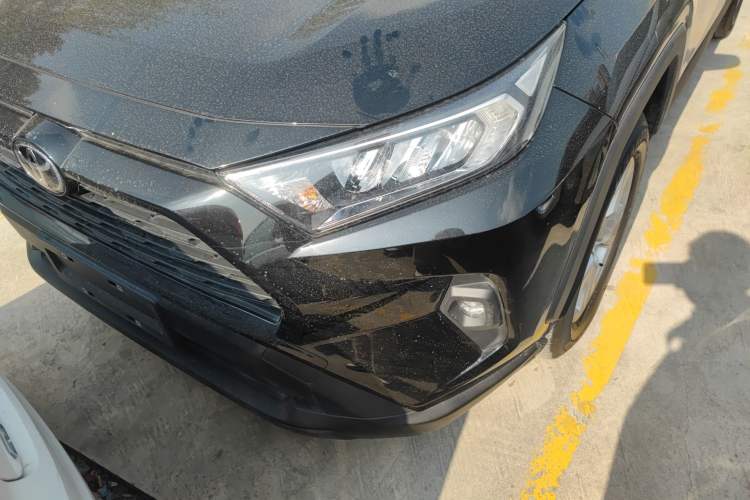 Used Toyota RAV4 2023 2.0L CVT Two-Wheel Drive Urban Edition
