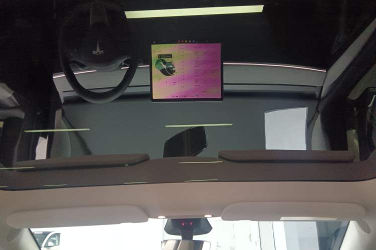 Used Tesla Model Y 2024 Long-Range All-Wheel-Drive Version