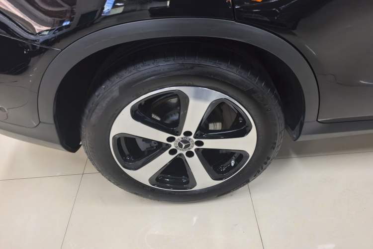 Used Mercedes-Benz GLC 2022 Refreshed GLC 260 L 4MATIC Dynamic Edition
