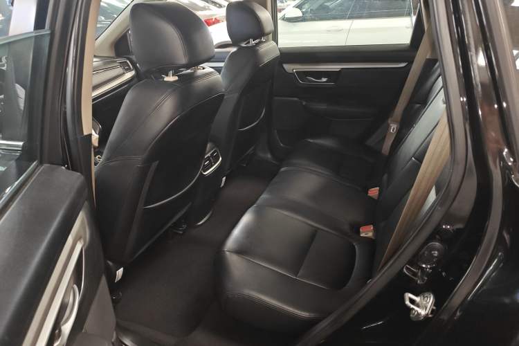 Used Honda CR-V 2017 240TURBO CVT 2WD Comfort Version
