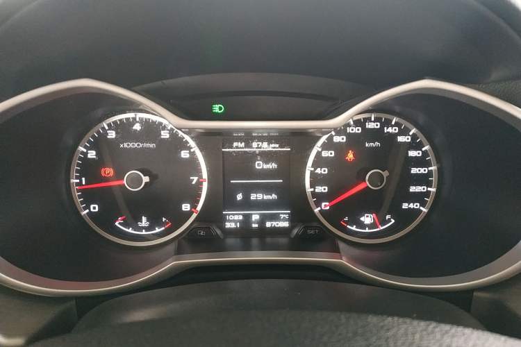 Used Geely Auto Emgrand X7 Sport 2016 1.8TD Automatic ZhiShang Model
