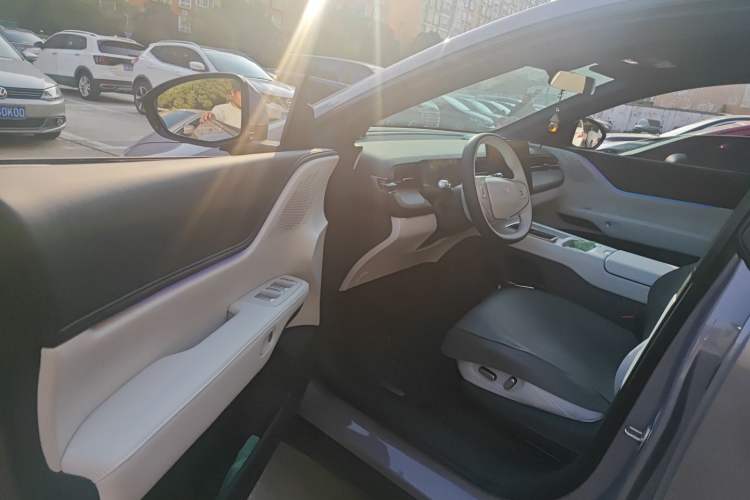 Used XPeng G6 2025 625 Long-Range Max Tech Edition