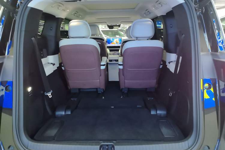 Used BYD Xia 2025 DM-i 1.5T 180km Beyond Edition
