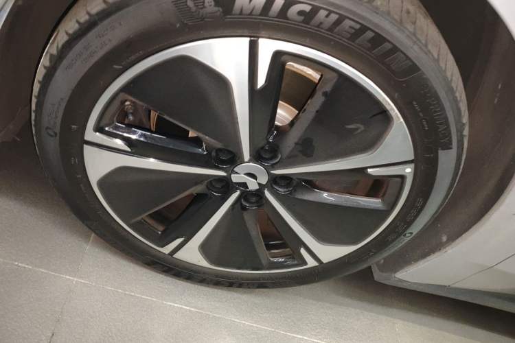 Used Nio ET5T 2023 75 kWh Touring