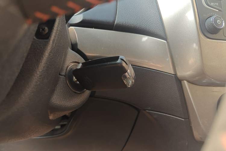 Used Geely Auto GX7 2014 2.0L Automatic Prestige Version China V Standard