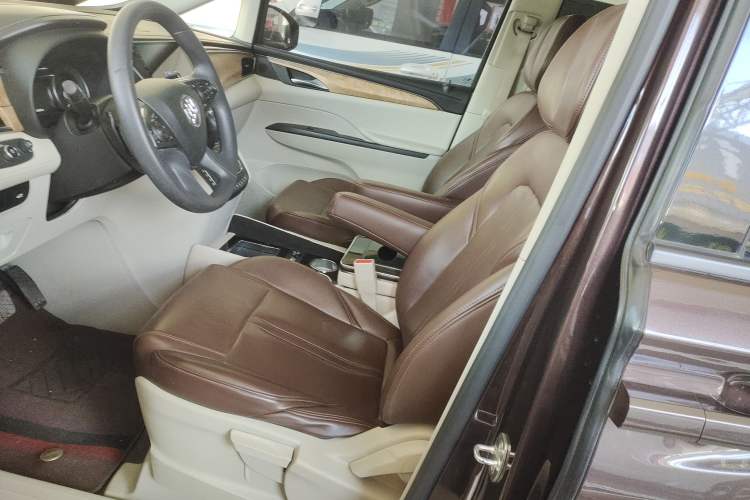 Used Buick GL8 2018 ES 28T Comfort Model China VI Standard
