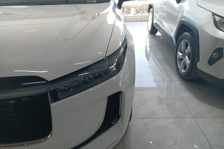 Used Li Auto ONE 2020 Extended-Range 6-Seater Version
