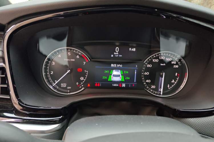 Used Cadillac XT6 2022 2.0T Six-Seater Four-Wheel-Drive Luxury Version
