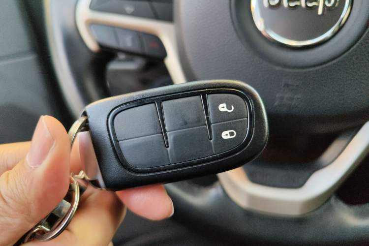 Used  Cherokee 2016 2.0L Superior Edition
