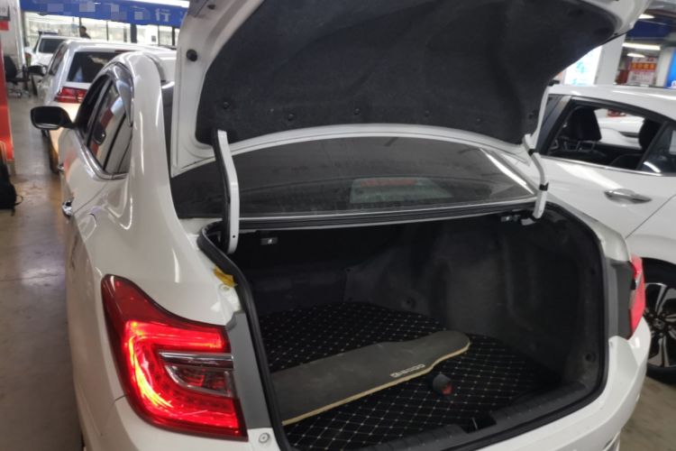 Used Honda Crider 2016 1.8L CVT Luxury Edition
