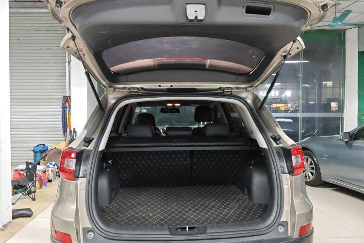 Used Changan CS75 2016 1.8T Automatic Elite Model China V Standard