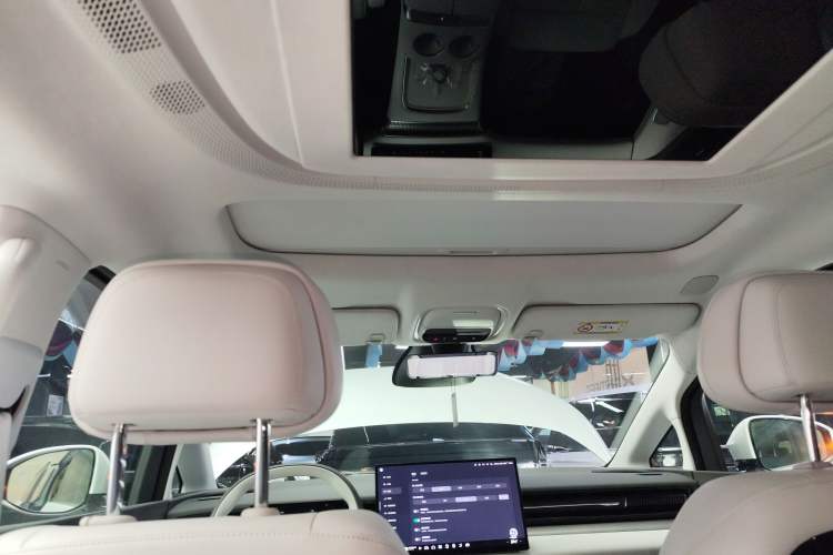 Used XPeng X9 2025 650 Long-Range Max