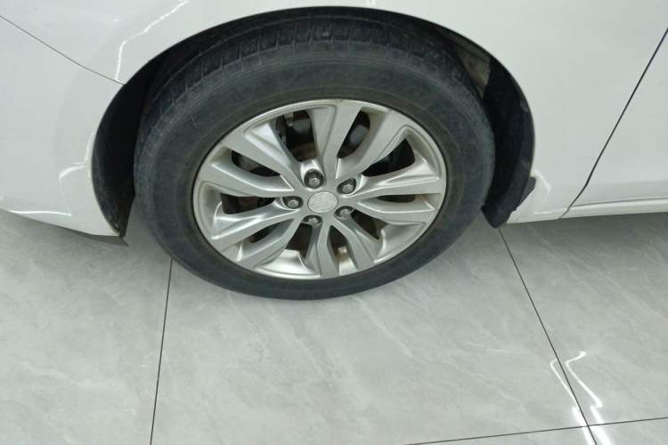 Used Buick GT 2019 15T Dual-Clutch Connected Elite Model China VI