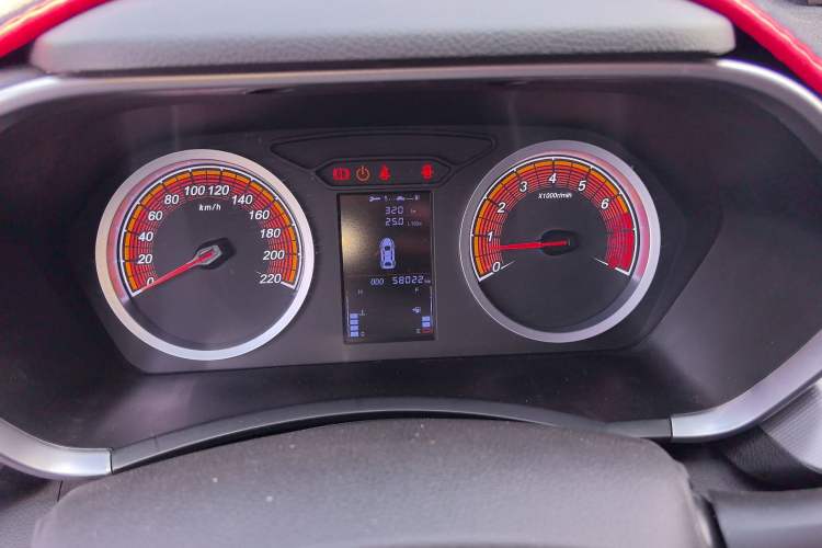 Used Soueast DX5 2019 1.5L Manual Luxury Version