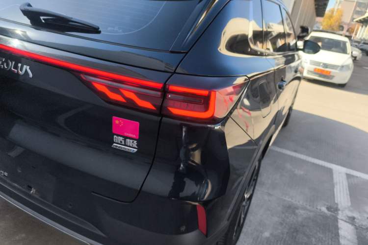 Used Dongfeng Aeolus Huge 2022 Mach Dual-Motor 1.5T MHD Dare-to-Dream Edition