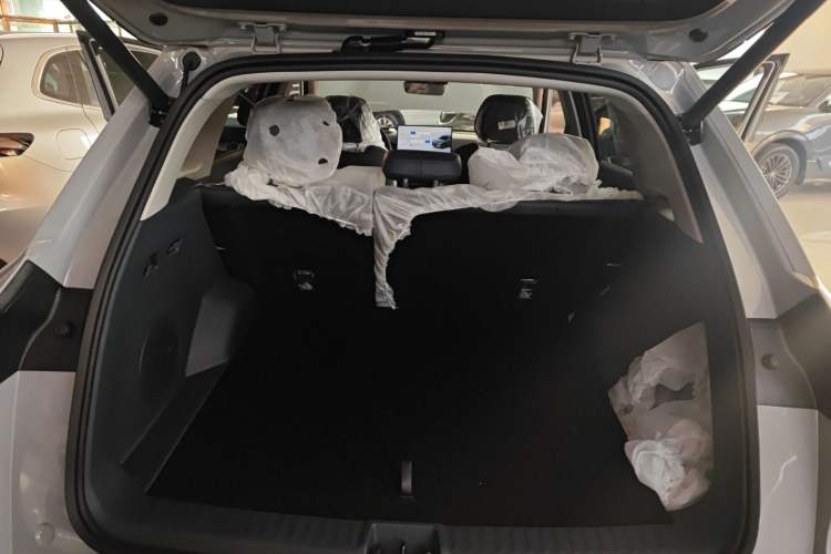 Used  E5 2026 Model 530km Exploration Edition
