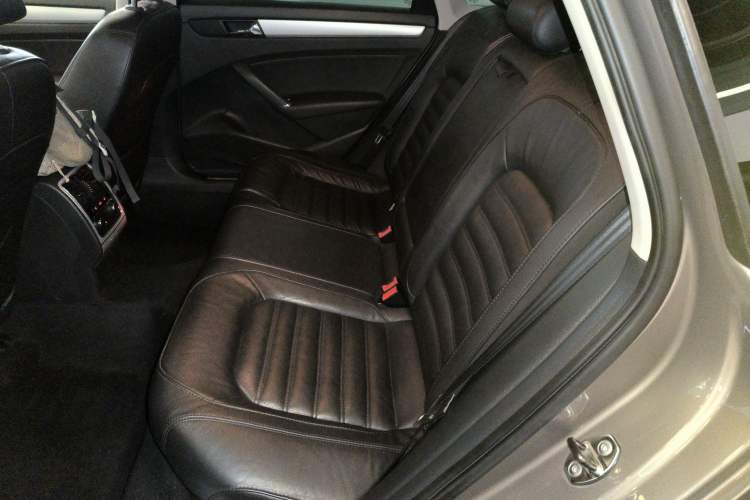 Used Volkswagen Passat 2014 1.8TSI DSG Prestige Edition
