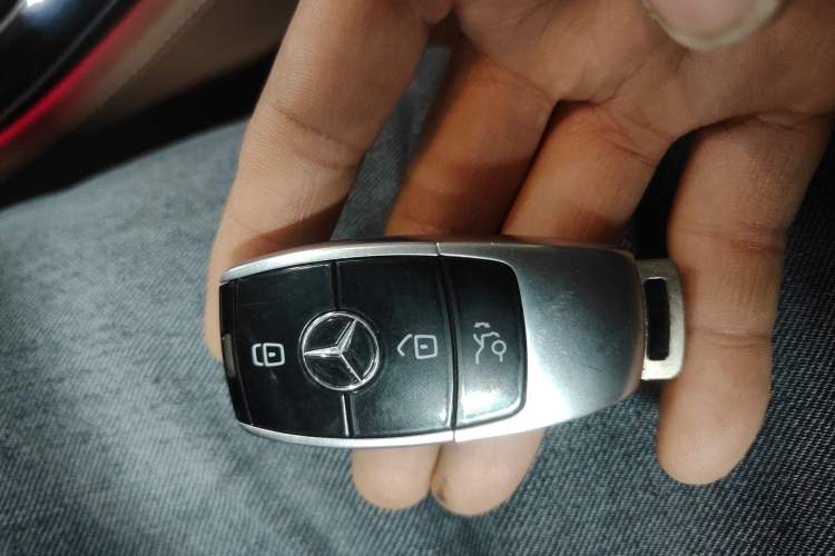 Used Mercedes-Benz E-Class 2016 E 300 L Stylish Model