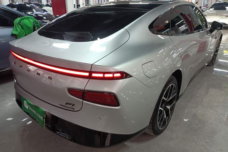 Used XPeng P7 2023 P7i 610 Max Performance Edition
