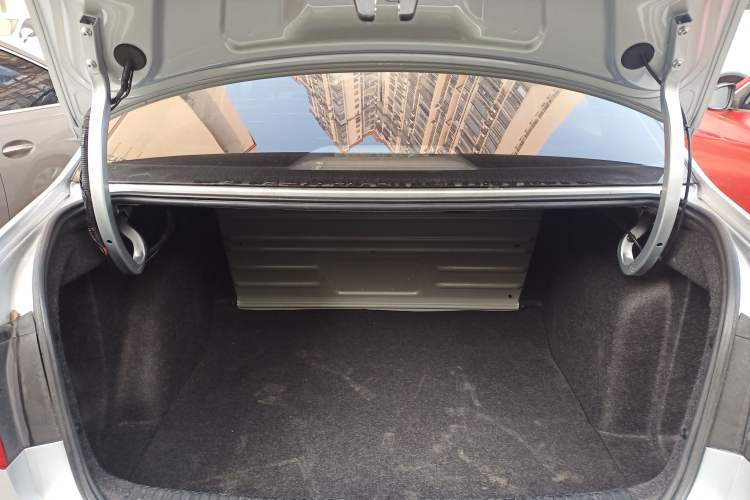 Used Volkswagen Jetta 2017 1.5L Automatic Fashion Model
