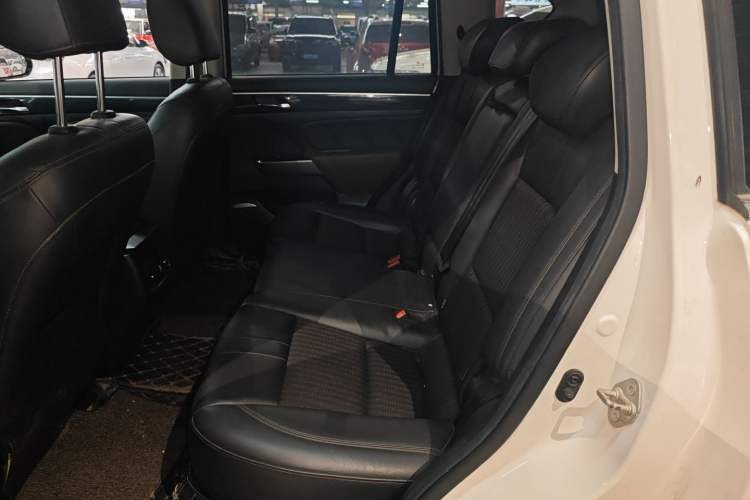 Used GAC Trumpchi GS7 2019 390T Two-Wheel-Drive Elite Version
