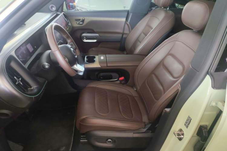 Used  #5 2024 Ultra-Long Range Extraordinary Journey Luxury Edition