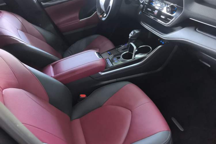 Used Toyota Crown Land Cruiser 2021 2.5L HEV Four-Wheel Drive Flagship Edition
