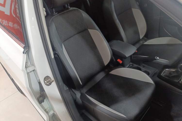 Used Volkswagen Tacqua 2021 200TSI DSG JoyConnect Edition