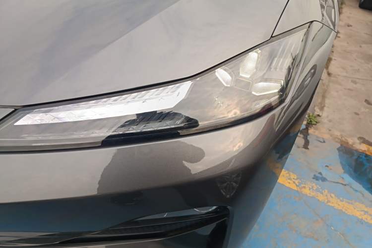 Used  SL03 2023 200Max Range-Extended Version
