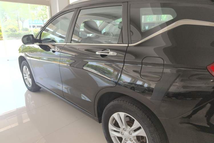 Used Haval M6 2019 1.5T DCT Two-Wheel Drive Elite Version China VI Standard
