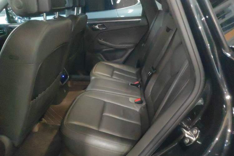 Used Porsche Macan 2018 Macan 2.0T