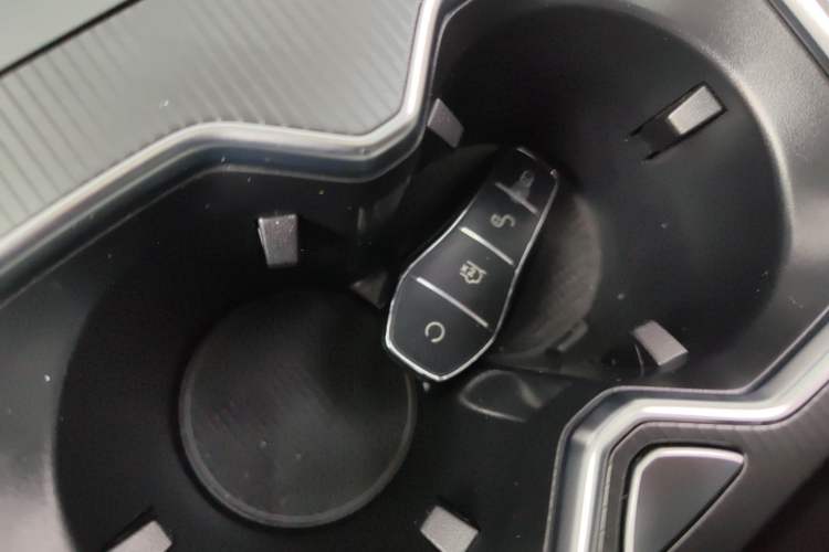 Used BYD Song L DM-i 2025 Intelligent Driving Version 112 km Beyond-Range Type
