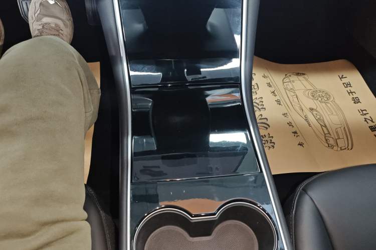 Used Tesla Model 3 2019 Standard Range Rear-Drive Upgraded Version
