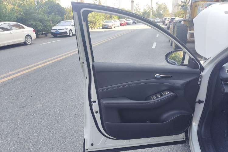 Used Baojun Yunhai 2024 600km Pure Electric Version
