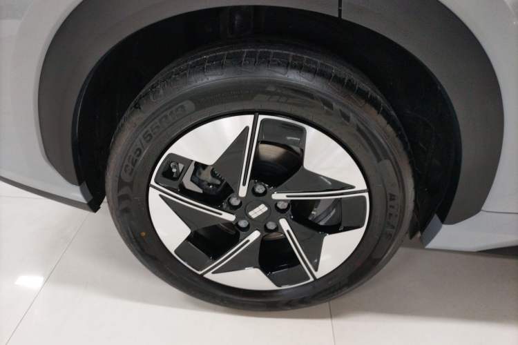 Used  E5 2024 530 km Exploration+ Version
