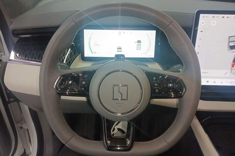 Used Zeekr 009 2022 WE Edition
