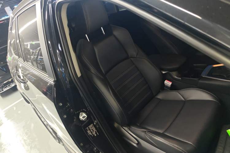 Used Toyota Wildlander 2022 Dual-Engine 2.5L E-CVT Two-Wheel Drive Luxury PLUS Edition
