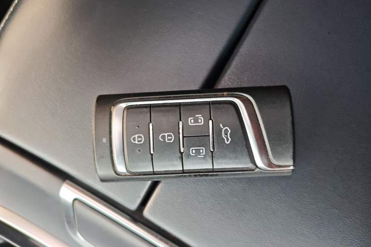 Used GAC Trumpchi M8 2021 Lingxiu Series 390T Deluxe Edition
