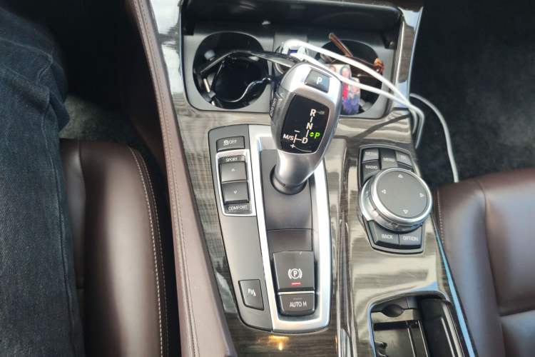 Used BMW 5 Series 2017 525Li Luxury Design Package
