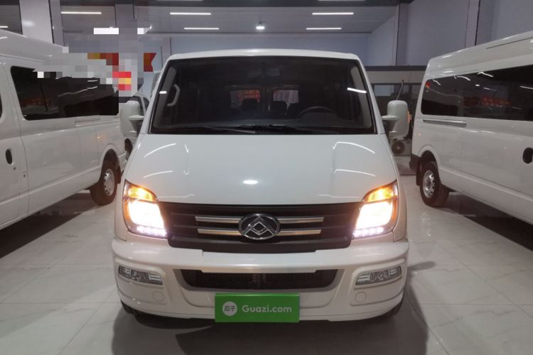 Used SAIC MAXUS Xintu V80 2023 2.0T AMT Classic Aoyuntong Power Version Short Wheelbase Ultra-Low Roof 5/6-Seater