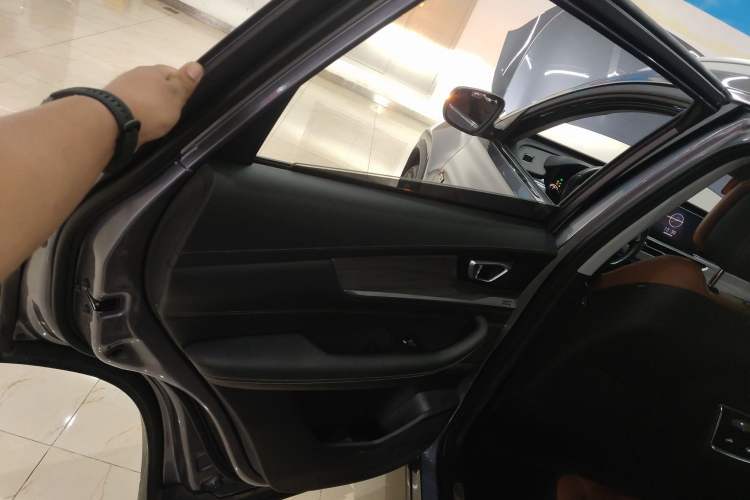 Used Chery Tiggo 8 2021 Kunpeng Edition 390TGDI Automatic Fuyao Version
