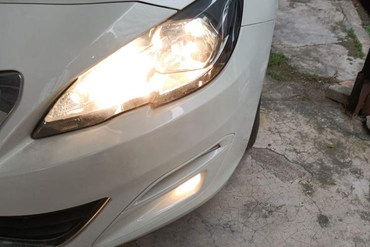 Used Peugeot 408 2014 1.8L Automatic Luxury Edition
