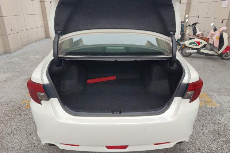 Used Toyota Reiz 2013 2.5V Shangrui Edition
