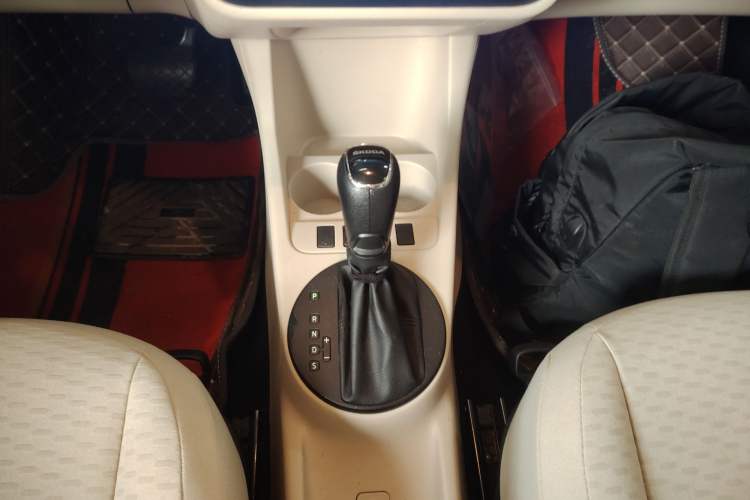 Used Skoda Fabia 2014 1.4L Automatic Crystal Edition