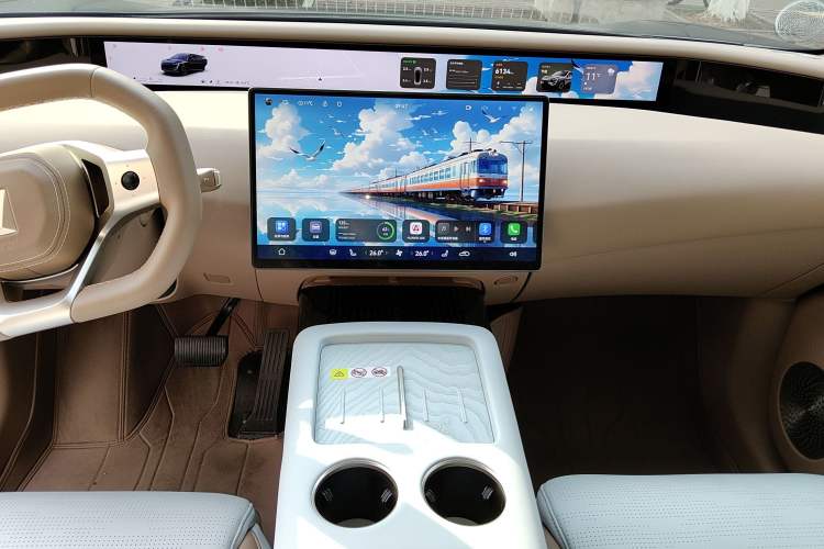 Used  07 2024 Pro+ Range-Extended Edition
