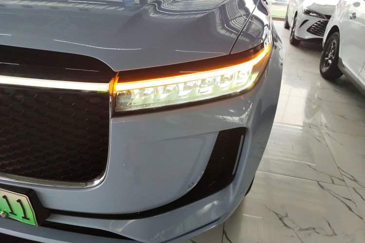 Used Li Auto ONE 2020 Extended-Range 6-Seater Version
